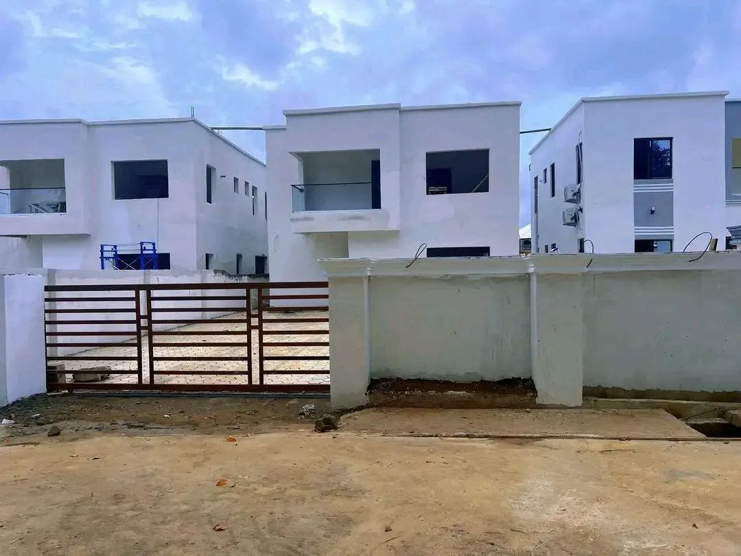 Smart Brother townhomes under construction in Liberia